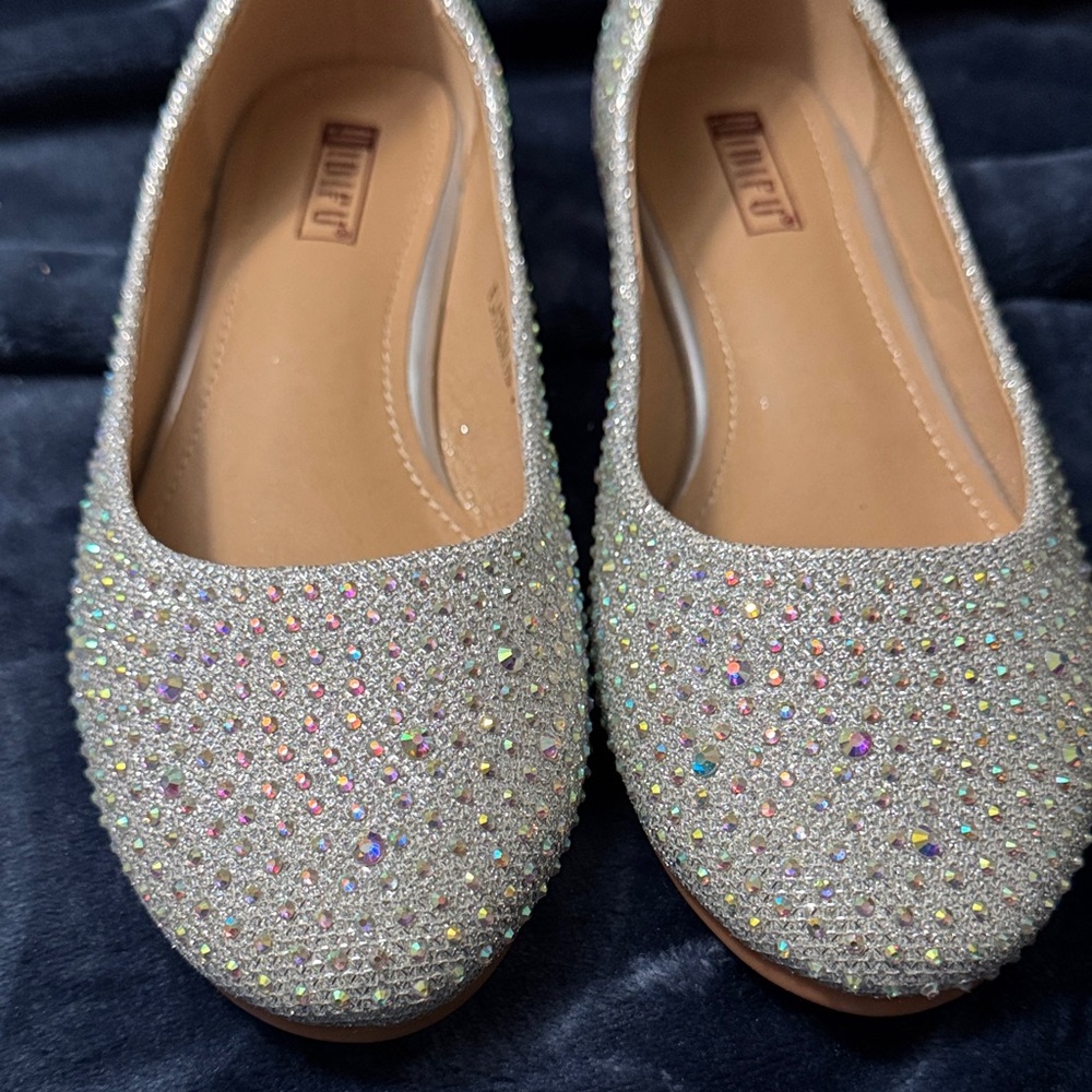 Glittering Silver Ballet Flats